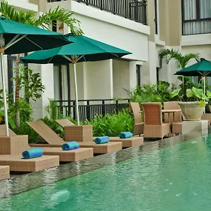 https://grand-kuta.hotelsseminyak.net